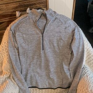 Women’s Under Armor Performance Long Sleeve